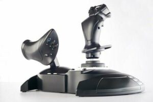 Thrustmaster Hotas One Joystick (4460168) Controller für Flugsimulation